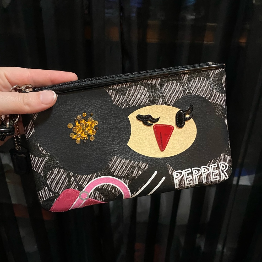 Black and Grey Coach Poppy Wristlet: Pepper